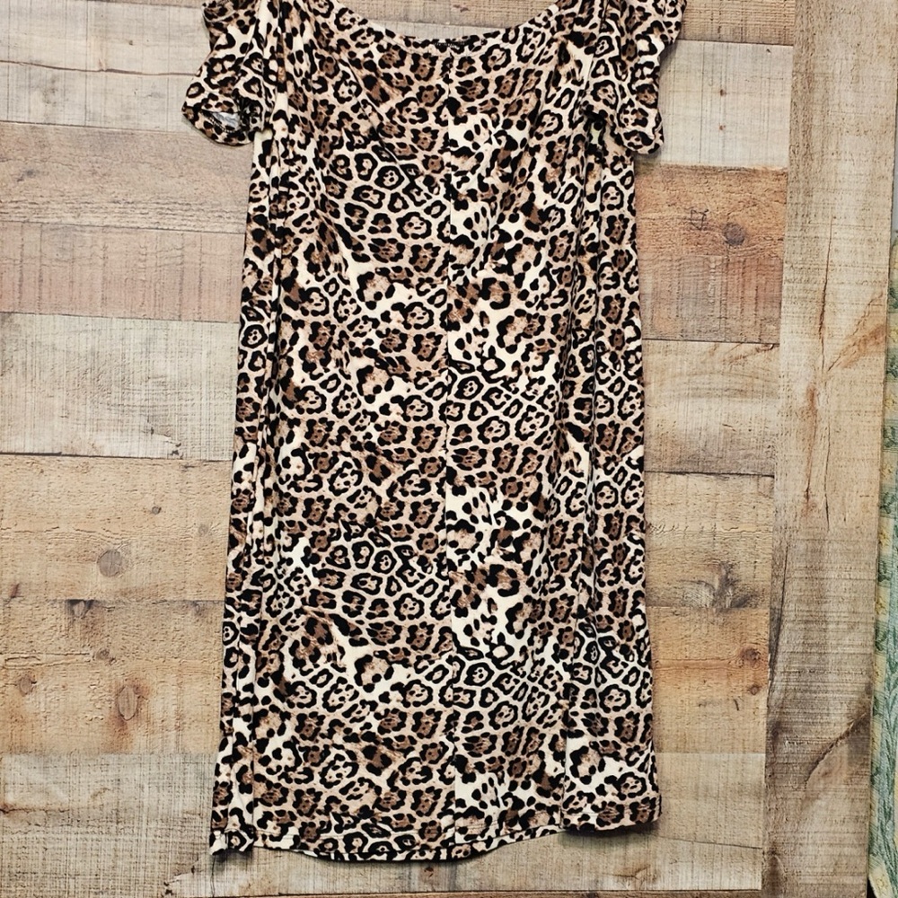 sexy 🐆 Leopard off shoulder dress